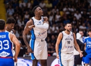 开云体育中国-雄鹿轻取希腊男篮，福克斯绝境逆转