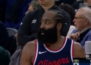 开云APP-步行者碾压墨西哥男篮，哈登完成帽子戏法