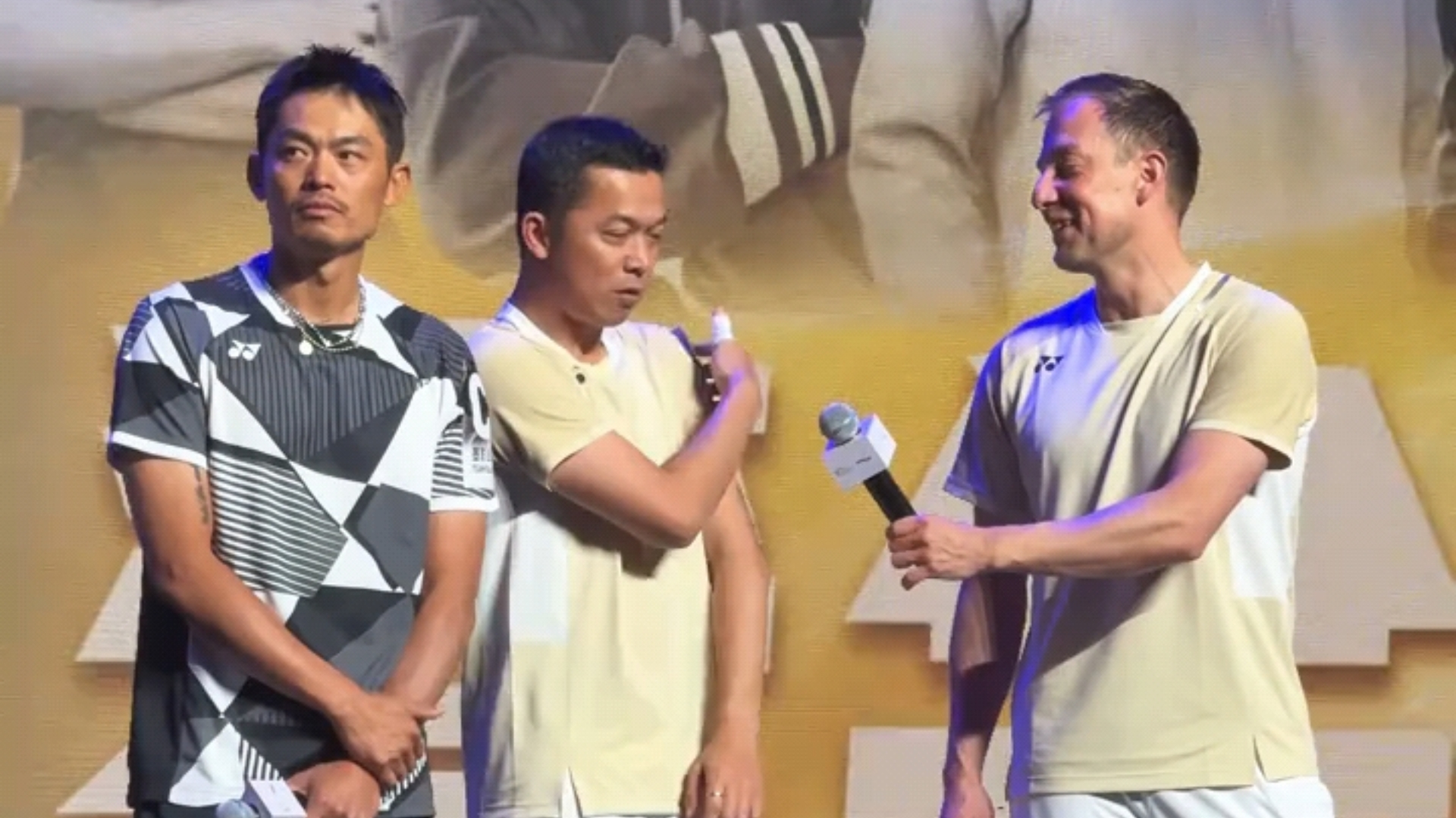 丹麦羽毛球队鏖战泰国羽毛球队,陶菲克高光表现的简单介绍 丹麦羽毛球队鏖战泰国羽毛球队,陶菲克高光表现的简单介绍