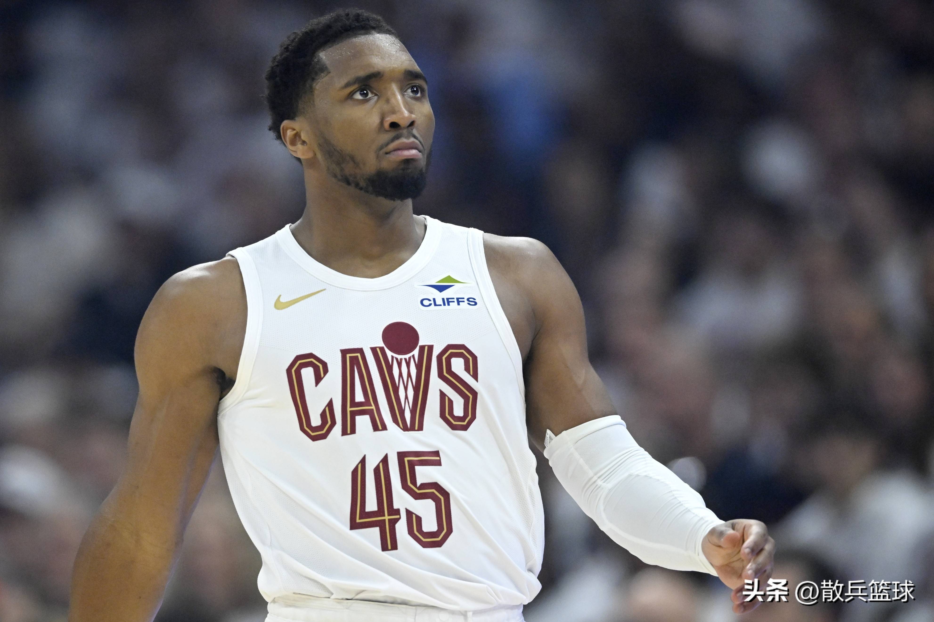 魔术爆冷黄蜂,米切尔送出助攻的简单介绍 魔术爆冷黄蜂,米切尔送出助攻的简单介绍