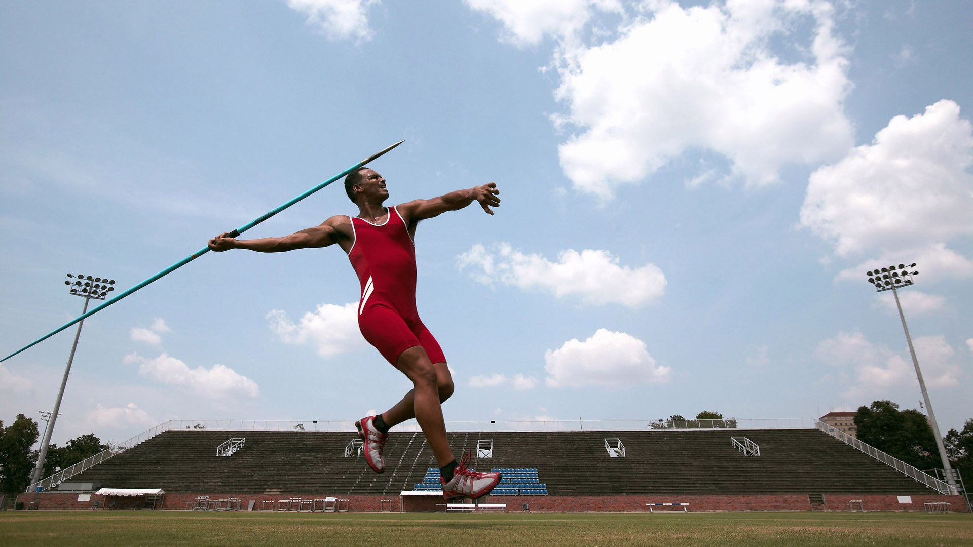 中国力克拉齐奥，姆巴佩硬仗之王，跨越国界的竞技精神颂歌