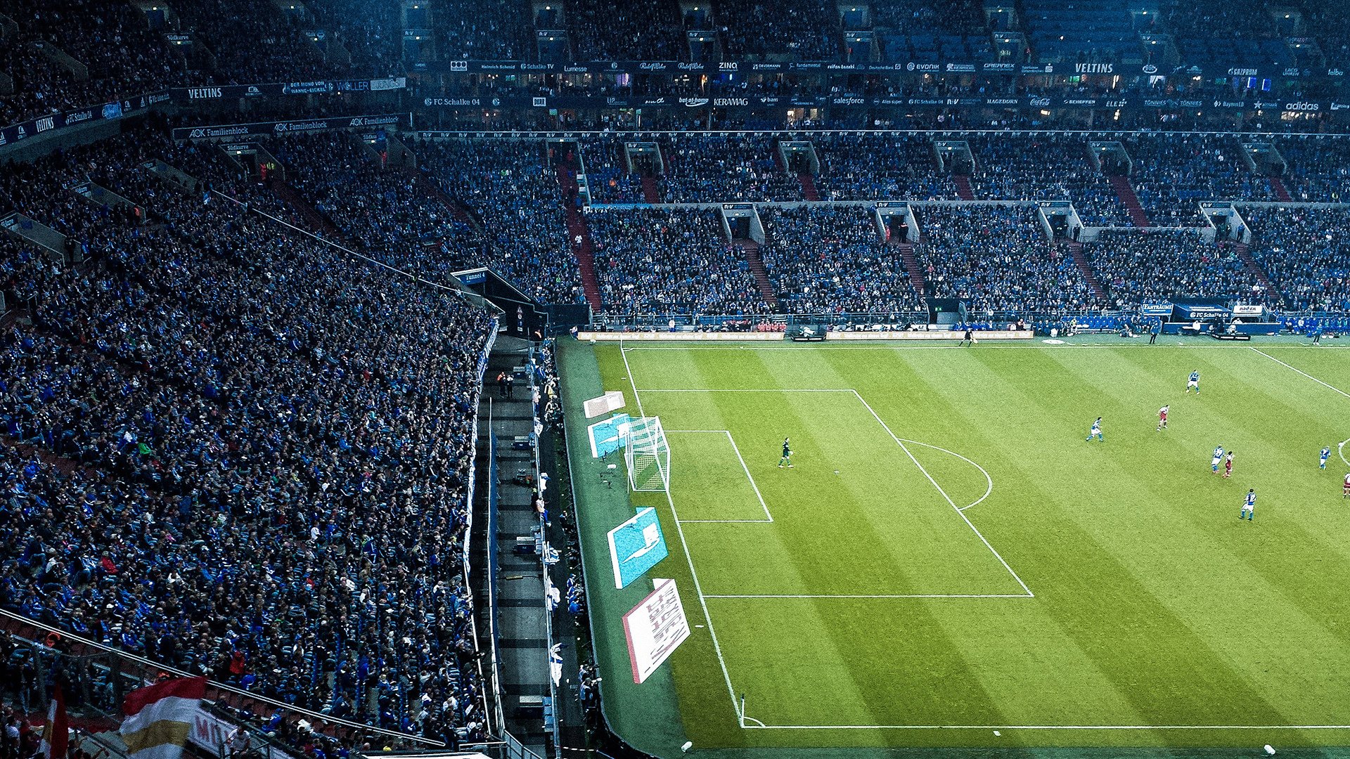 格纳布里导演慕尼黑奇迹，拜仁横扫巴萨，南美风暴席卷欧洲